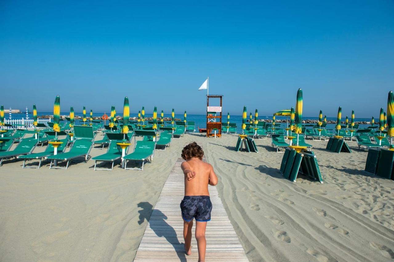Le Canne Family Resort & Spa Forio  Exterior photo