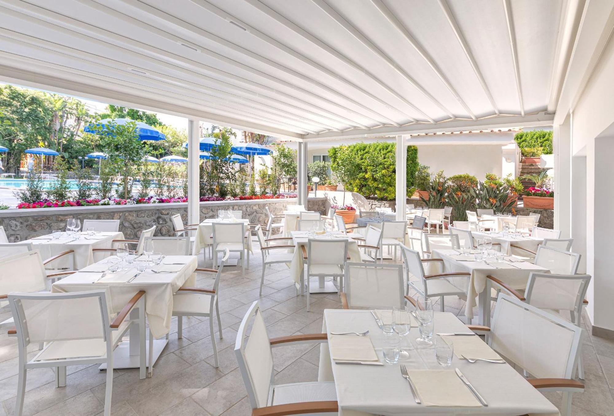 Le Canne Family Resort & Spa Forio  Exterior photo