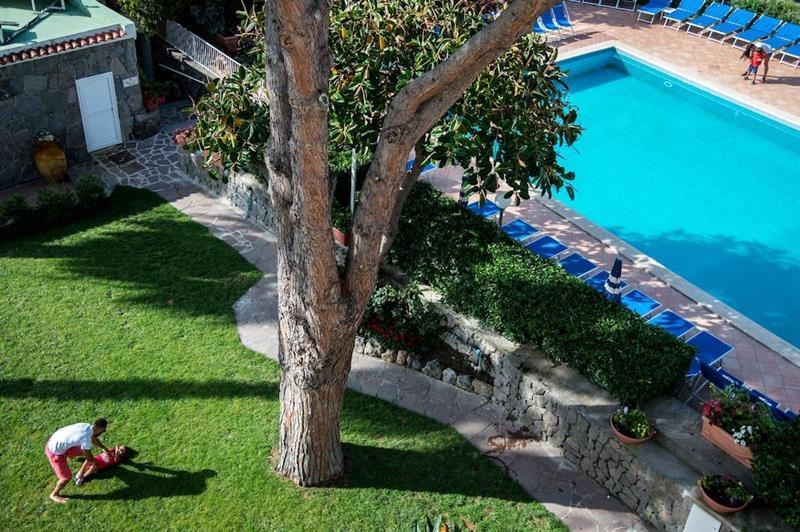 Le Canne Family Resort & Spa Forio  Exterior photo